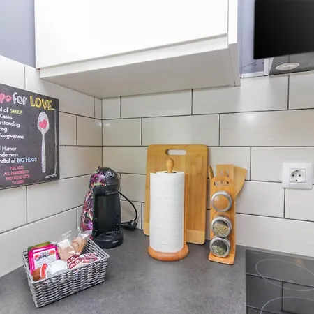 דירה Apartman Tara זאדאר
