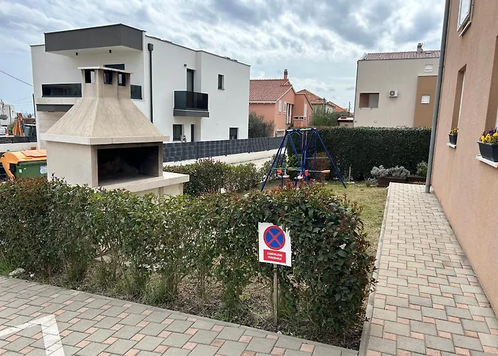 Apartman Tara *